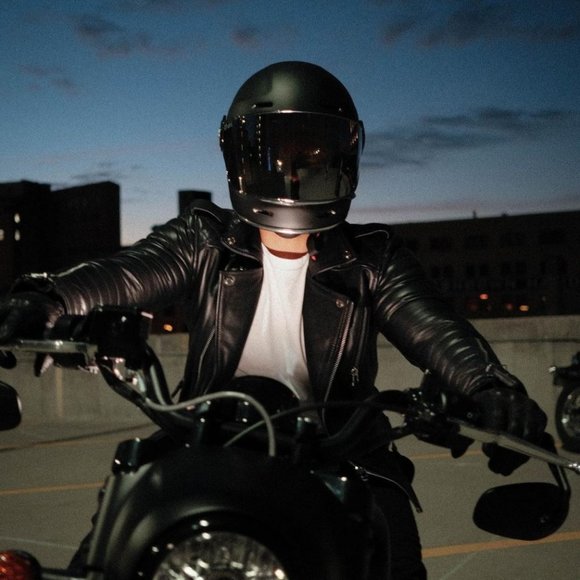 Meet your Posher, Ernel - Picture 1 of 1